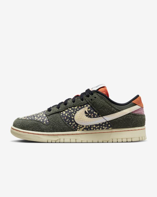 Nike Dunk Low Retro SE 2