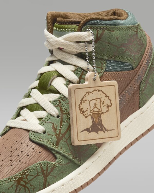 Air Jordan 1 Mid Sneaker School - Image 3